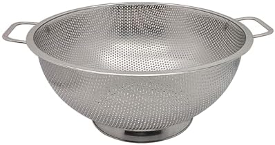 Fox Run Large Stainless Steel Colander, 5 Quart Pasta Strainer With Handles, 11” x 13.5” x 5” - Thumbnail 5