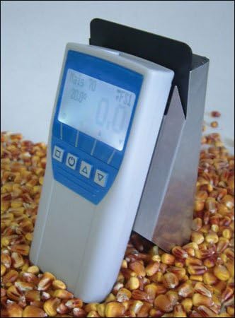 FS1 Compact Grain Moisture Meter, Measuring Range 5 to 30% Complete Kit
