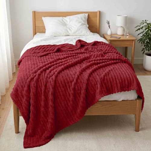 Utopia Bedding Streifen Kuscheldecke Flauschig [150 x 200 cm, Burgund] Weiche, leichte und warme Fleecedecke. Gemütliche und atmungsaktive… – Ansicht 2