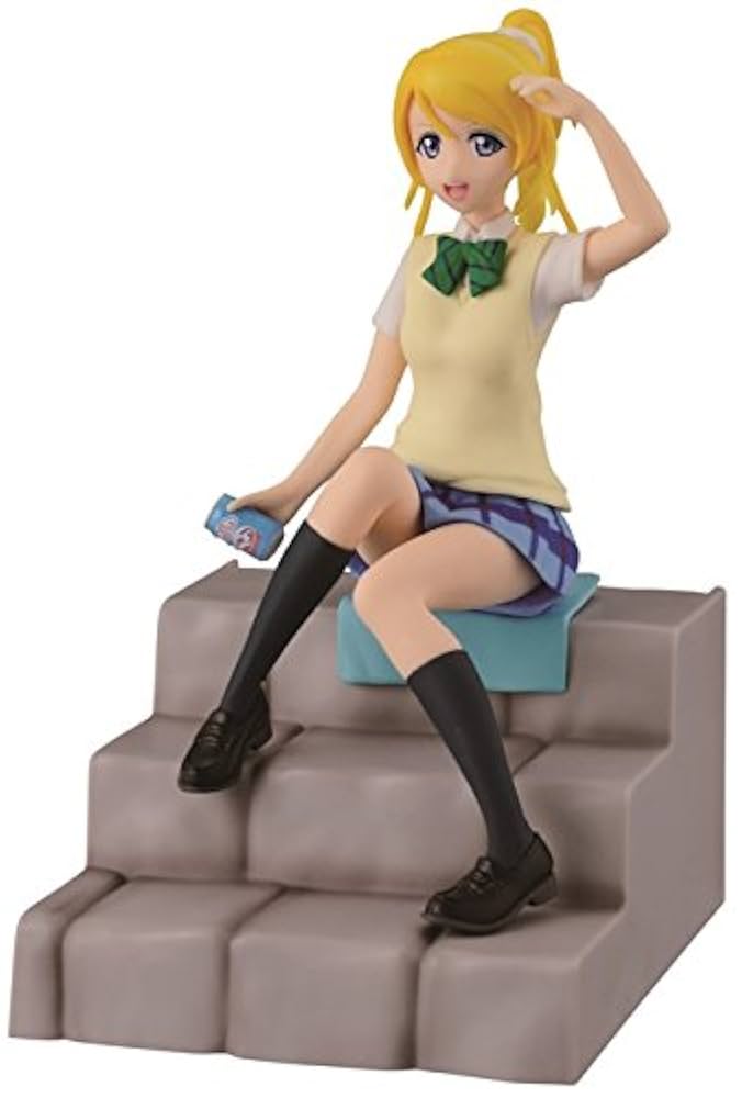 Amazon.com: Banpresto Love Live Eri Ayase Figure, A Moment