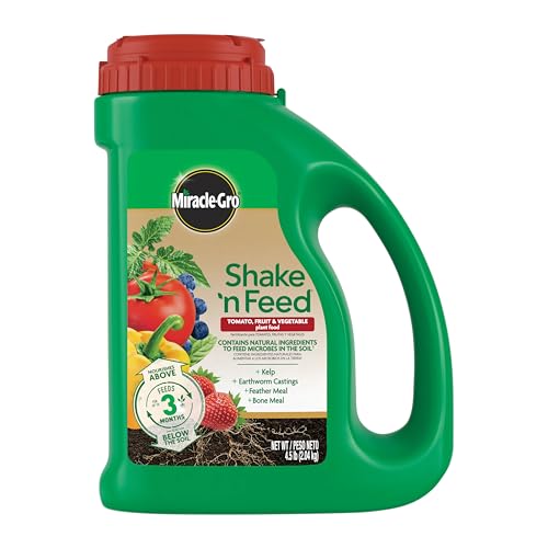 Miracle-Gro Shake 'N Feed Tomato, Fruit and Vegetable Plant Food - Fertilizer for Vegetable Gardens, for In-Ground and Container Plants, Feeds up to 3 Months, 4.5 lb. 4.5 lb. Tomato, Fruits