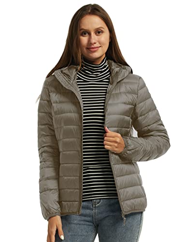 Wantdo Women's Hooded Packable Ultra Light Weight Short Down Jacket3