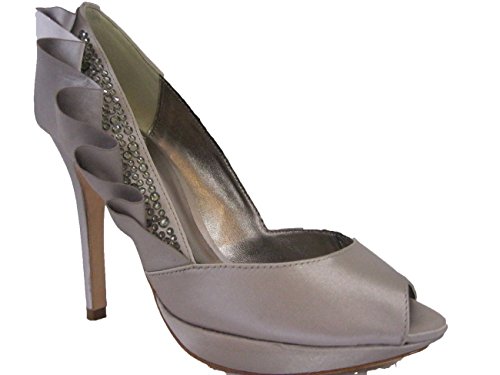 Chaussures satin plissé beige en 44 : confort garanti pieds sensibles