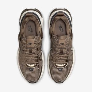 Nike Tênis feminino V2K Run (FD0736-202, marrom/pedra de ferro