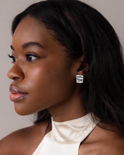 UANNEAU Silver Chunky Earrings for Women Trendy, 14K White Gold Plated Dainty Wavy Square Earrings Statement Minimalist Hypoallergenic Stud Earrings — view 3