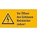 Produktbild Betriebsausstattung24® Warn-Kombischild auf Bogen Vor ffnen des Gehäuses Netzstecker ziehen 9 Stk/Bogen Gröe Einzeletikett (BxH): 5,2 x 2,6 cm PVC-Folie, selbstklebend