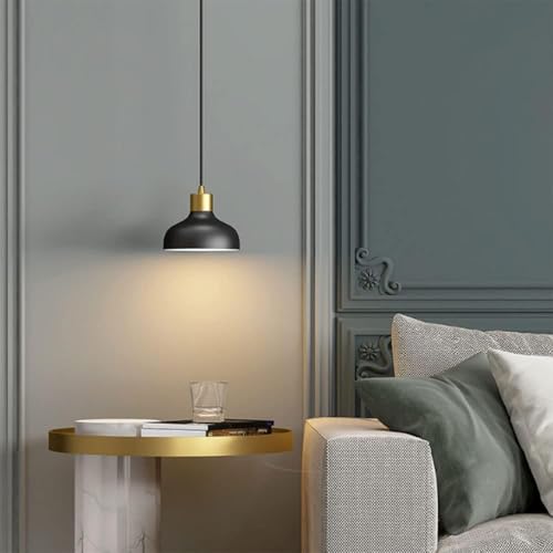 Petite suspension minimaliste pour libérer l'espace de votre table de chevet