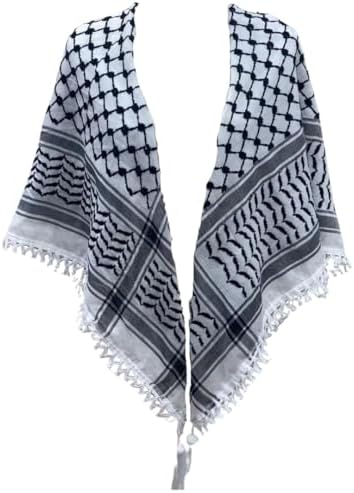 Keffiyeh with Sharshoba from Ramallah Palestine.