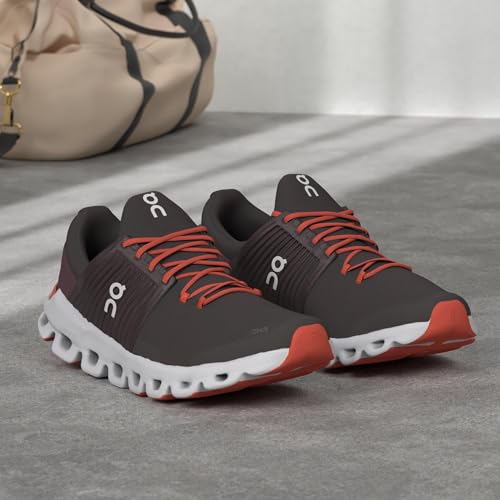 Image of On Women's Cloudswift Sneakers