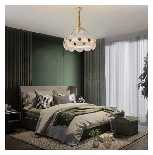Suspension LED en verre pour remplacer un plafonnier éblouissant et embellir le salon