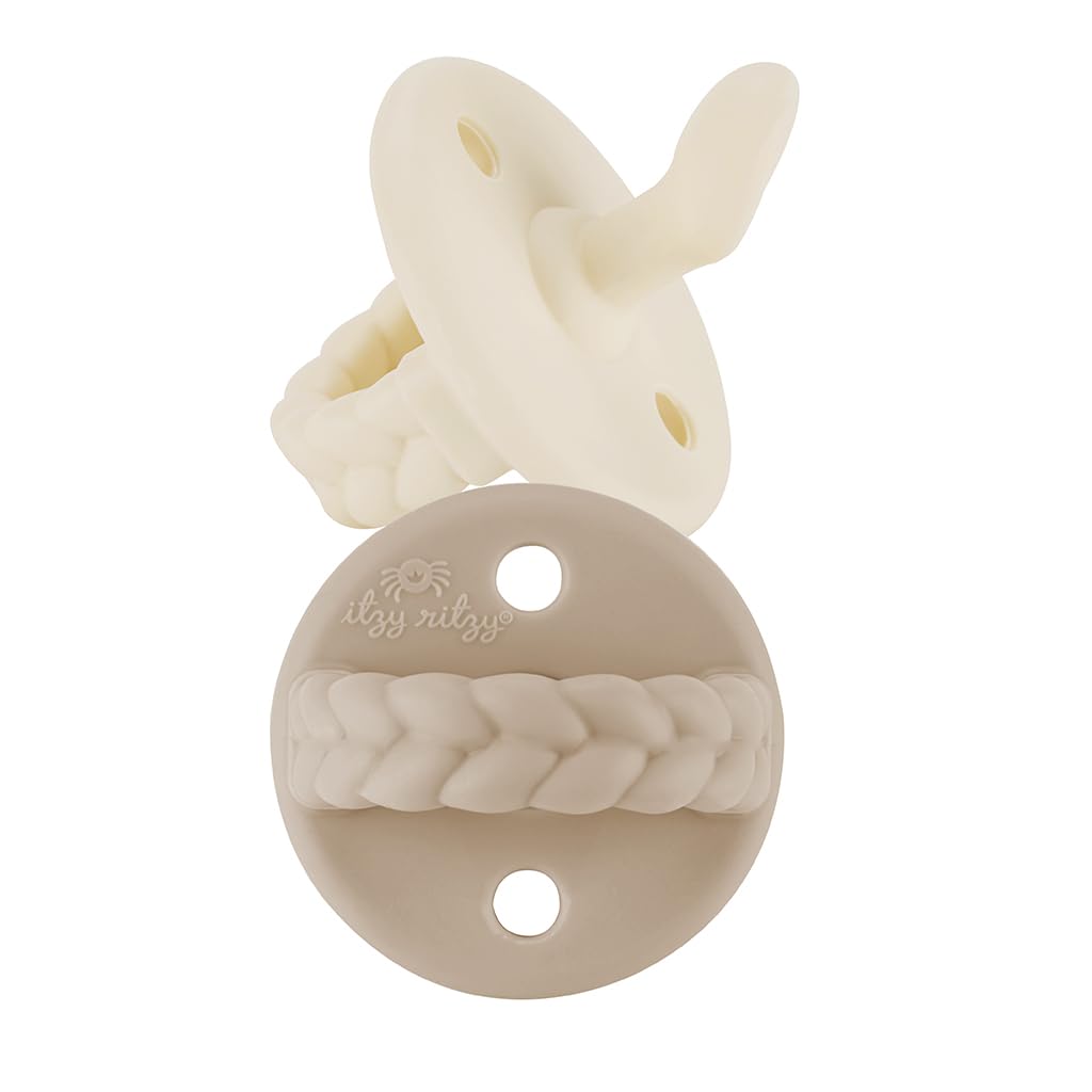 Chupetes de ortodoncia de silicona Itzy Ritzy, 2 unidades, 0-6 M, crema de mantequilla y tostadas | Chupetes de silicona para bebés con tetina de ortodoncia, mango plegable, 2 orificios de ventilación y forma de tetina para bebés de 0 a 6 meses