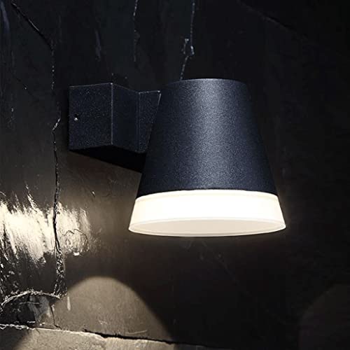Éclairage extérieur de terrasse avec une lampe murale moderne et étanche - 7