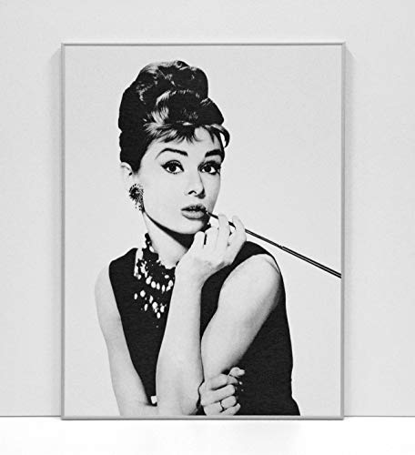 BaikalGallery Audrey Hepburn - Cuadro Enmarcado (M1038) MOLDURA DE Aluminio Plata DE 1,5CM- Montaje EN Panel Adhesivo Y Ligero (Foam)- Laminado EN Mate (SIN Cristal) (45x60cm)