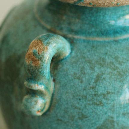 Vase MU résistant et stable pour sublimer vos bouquets de fleurs rétro