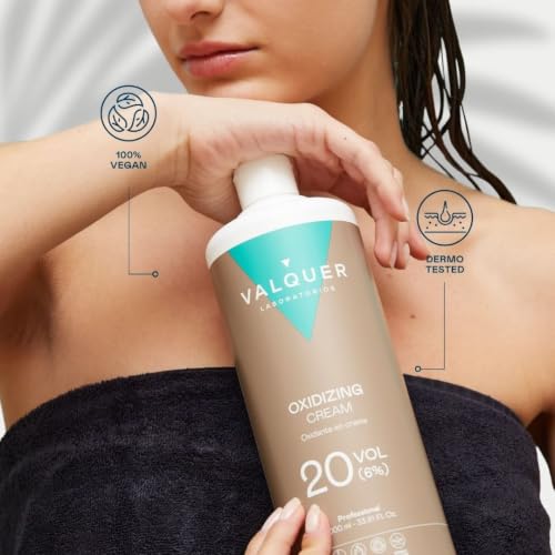 Miniatura 5 de Valquer Agua Oxigenada En Crema Estabilizada 20 Volúmenes 6 Oxidante Para Coloración Capilar Permanente Y Decoloración Vegano Con Ingredientes De Origen Natural Profesional 1 L