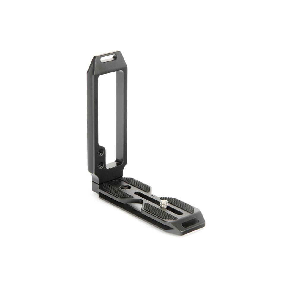 3 Legged Thing Darkness Qr11 2.0 Universal Camera L-Bracket - Arca Swiss Compatible L-Bracket For Full Bodied Cameras - (Matte Black) (Qr11-Fbb 2.0)
