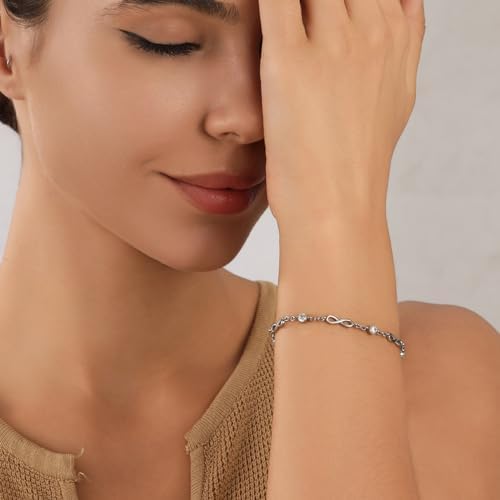 MOROTOLE Silver Bracelet for Women, 925 Sterling Silver Love Heart Shiny Cubic Zirconia Bracelet with Inspirational Card Djustable Crystal Friendship Bracelet Birthday Jewellery Gift for Women Girls