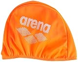 Tiene detalles distintivos de la marca