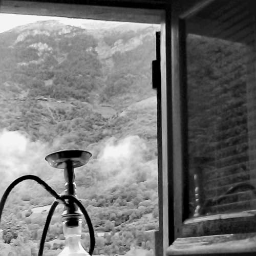 Detr&aacute;s De La Luna