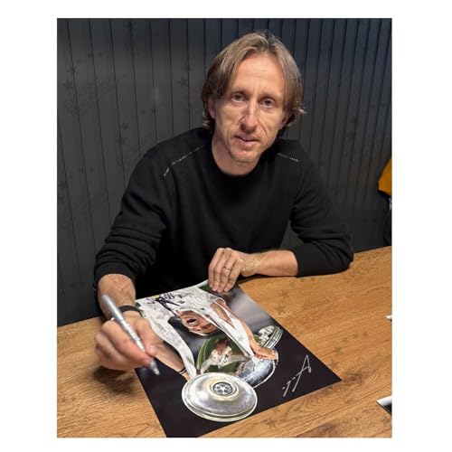 Luka Modric Signed Real Madrid Football Photo: UCL Winner