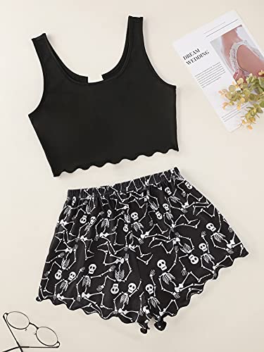 Image of WDIRARA Women's Plus Size Skull Pajama Set Goth Cute Shorts Sleepwear
