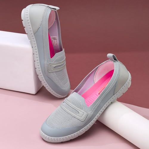 Image of Campus Women's Avery Walking Shoes