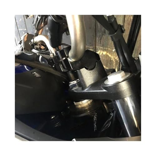 Abrazaderas de manillar elevadores para eliminar la tensión en muñecas en Street Triple 4