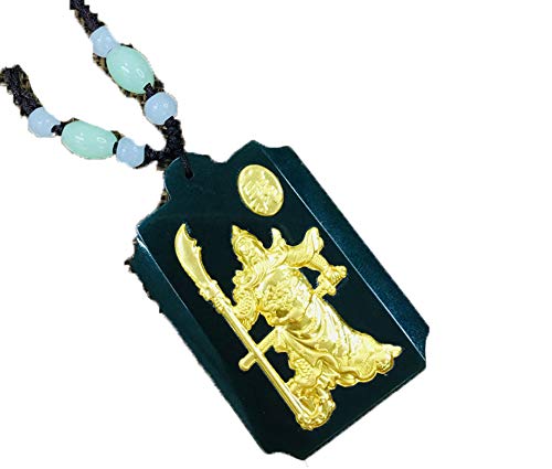 Pendentif en jade hétien naturel pour retrouver force spirituelle et élégance