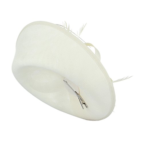 Chapeau bibi beige : fixez votre coiffure de mariage facilement