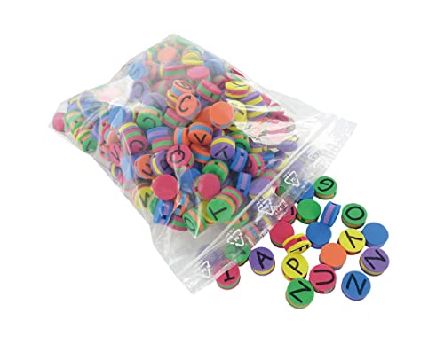 INNSPIRO  Cuentas de Goma Eva letras multicolor 15x8mm. 500u. aprox. y cordón 3 m.Bolsa, Color surtido (FRIED FRERES E7230)