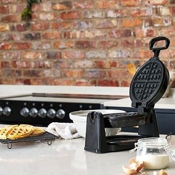 Lakeland Belgian Waffle Maker with Non-Stick Coating, Stainless Steel and Black, 1000W