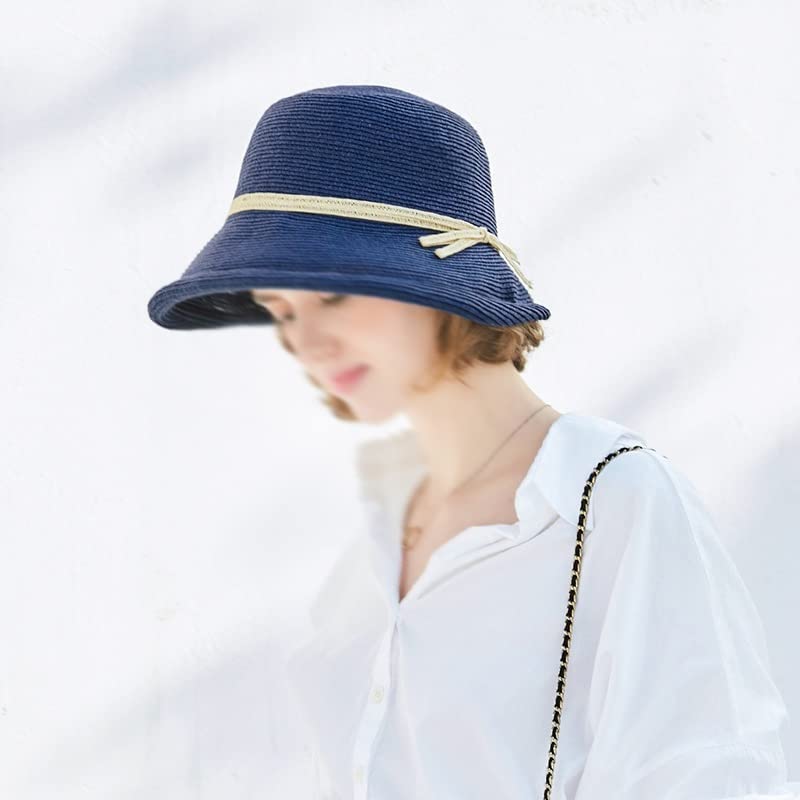 Chapeau de fête pour femme avec bord bouclé original et calotte aérée