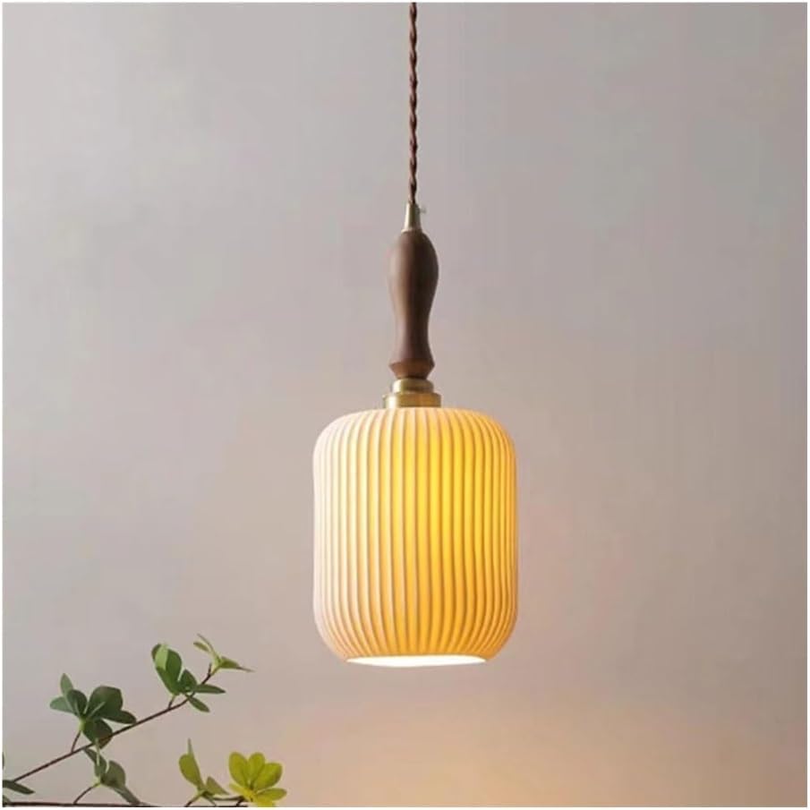 Lampe suspendue de luxe en laiton pour une chambre cosy