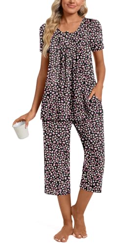 Image of Womens Summer Pajama Sets 2 Piece Short Sleeve Top and Capri Pants Plus Size Ladies Lounge Pjs Sets with Pockets