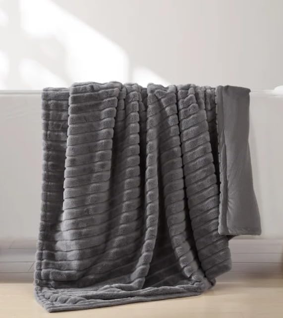 Jennifer Adams Luxe Faux Rabbit Fur Channel Throw 60IN X 70IN (Gray)