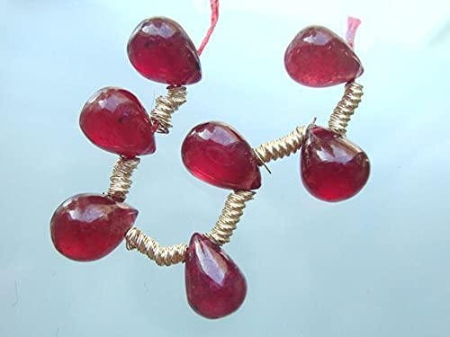 Ruby Smooth Teardrop pour créer des boucles d'oreilles élégantes de soirée