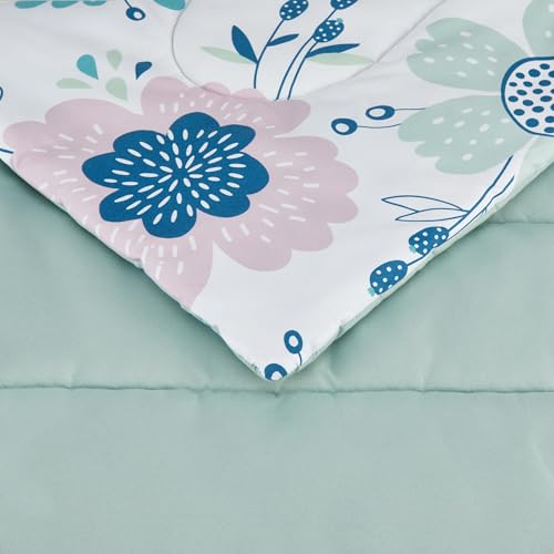 Image of Amazon Basics 7-Piece Microfiber Kid's Comforter Bed-in-a-Bag Bedding Set with Sheets, Full /Queen, Bluish Flowers