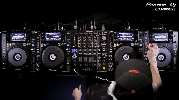 Pioneer DJ CDJ-900NXS Professional Digital Media Player with LCD