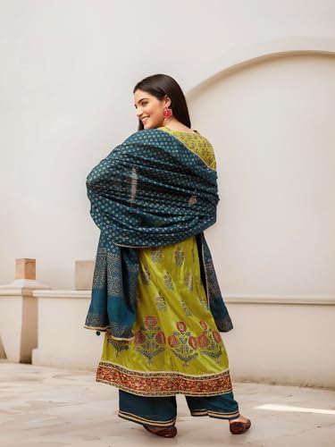 Image of ishin Floral printed a-line kurta with pants and dupatta