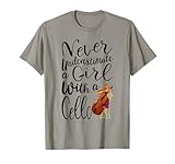 Un gráfico divertido de violonchelista ideal para música clásica. Si te encantan los instrumentos de violonchelo, violín, viola y bajo de cuerda, disfrutarás de este diseño para chicas. Ideal para los conciertos y la orquesta, un producto ideal para niñas