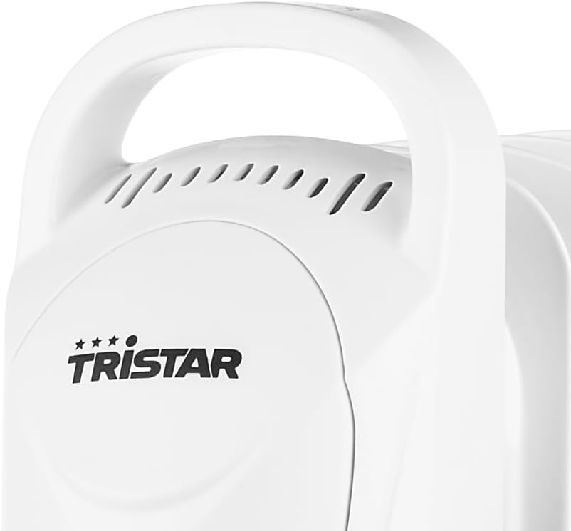 Close-up of the integrated carry handle on Tristar KA-5103