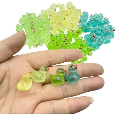 100pcs Mini Resin Duck,15 mm Dollhouse Decor Glow in The Dark for Aquarium Decor Micro Fairy Garden Landscape Hide,Seek Party Toys,Easter Basket Stuffer, Gift for All Ages (4 Green Mix)