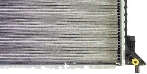 Automotive Cooling Radiator For Ford F-150 Lincoln Navigator 2257