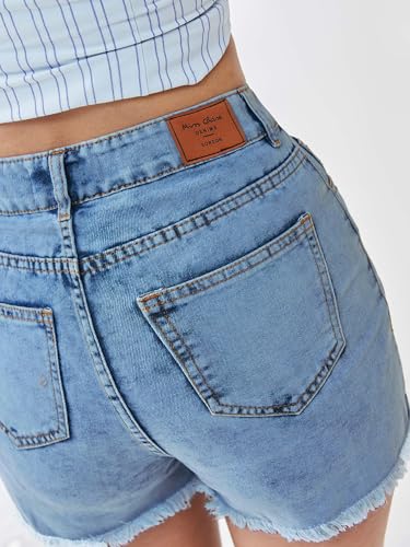 Image of Miss Chase Women's Relaxed Mid Rise Regular Non Stretchable Denim Shorts