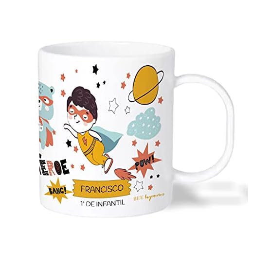 Bee Ingenious Taza PLÁSTICO infantil personalizada. Tazas nombre Vuelta al Cole infantil. Tazas con nombre. Tazas desayuno niños. Varios Diseños a Elegir. Colección: Superheroes. (Súper 4)