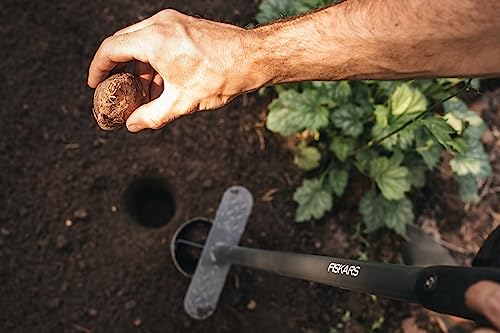 Fiskars Plantoir à Bulbes, Ergo, Longueur : 1 m, Poids : 1,95 kg, Acier/Plastique, Noir/Orange, 1057078