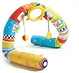 Crea Un Círculo Suave y cómodo con Flexi Play y coloca AL Niño en el Centro. La estructura Flexible ofrece Un Espacio con fronteras bien definidas A medida para el recién nacido y, gracias A SUS colores en contraste, estimula Los sentidos.