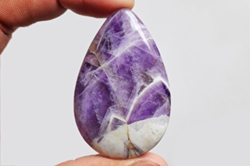 Améthyste violette naturelle taille poire pour retrouver la sérénité à travers vos bijoux