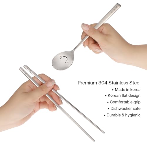 Palillos y cucharas coreanos de acero inoxidable con mango largo 4