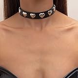El moderno collar utiliza el estilo punk como tema del diseño, nunca pasa de moda, usa este collar negro sin preocuparte por tu estilo de ropa porque combinará con toda tu ropa.